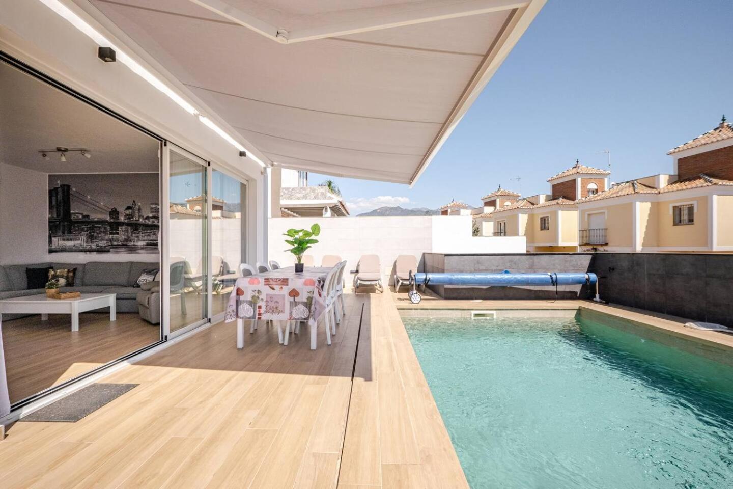 Villa Antonia Mar - Private & Heated Pool - Punta Lara Nerja Kültér fotó